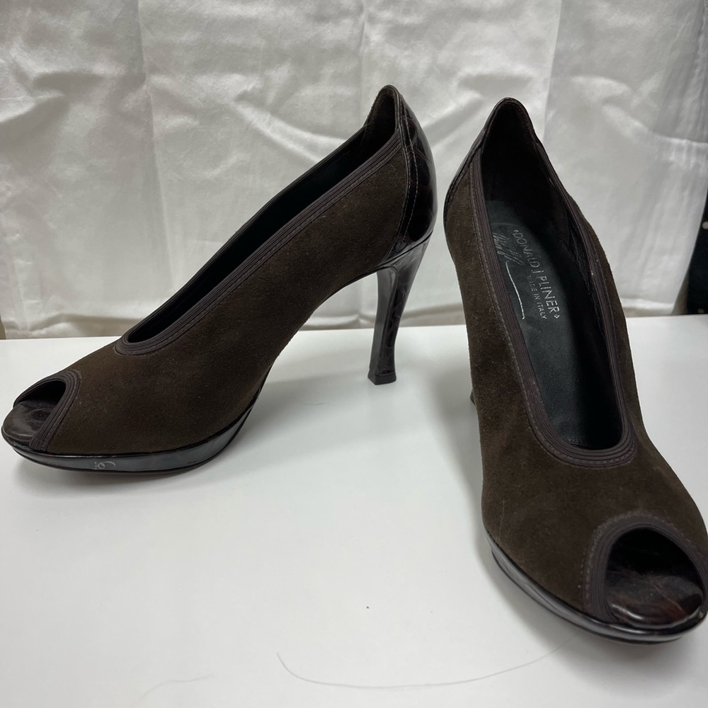 Donald J. Pliner Comfort Heels